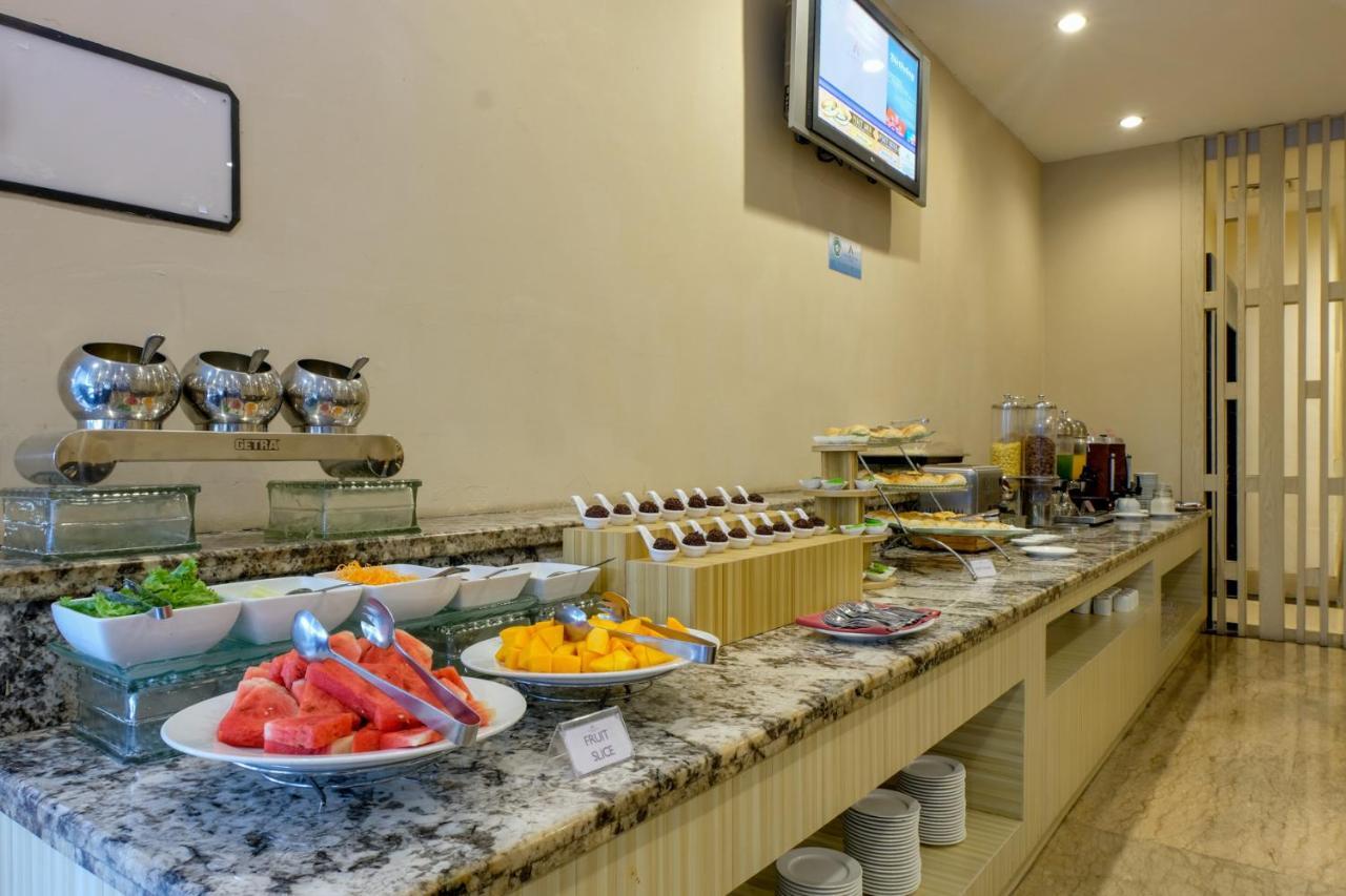 Almadera Hotel Makassar Eksteriør bilde